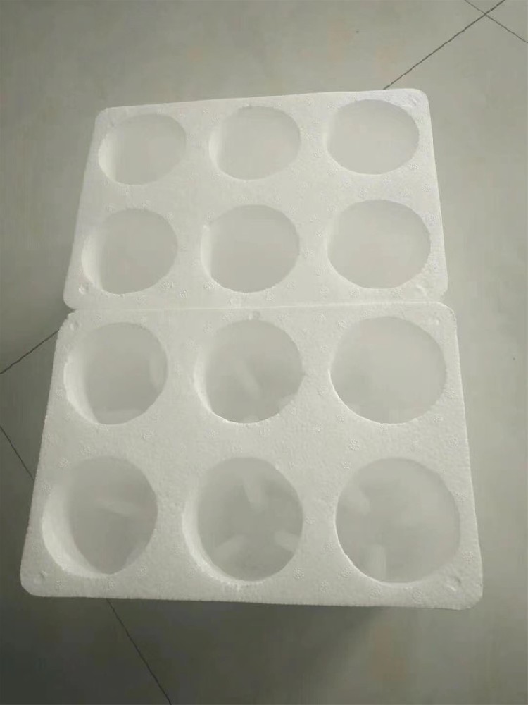 泡沫箱